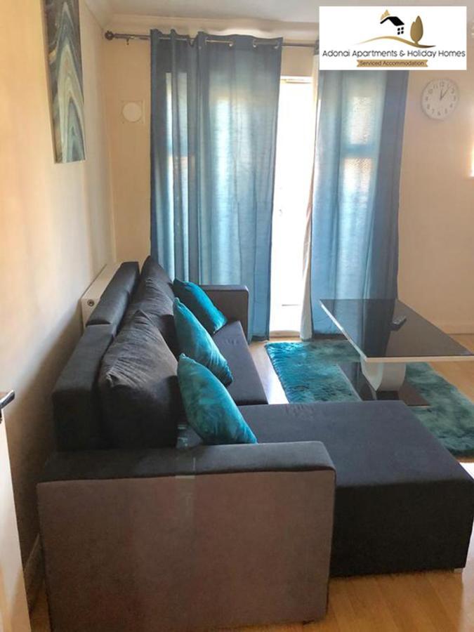 2 Bedroom Apartment At Dagenham , Adonai Serviced Accommodation, Free Wifi And Parking Ngoại thất bức ảnh