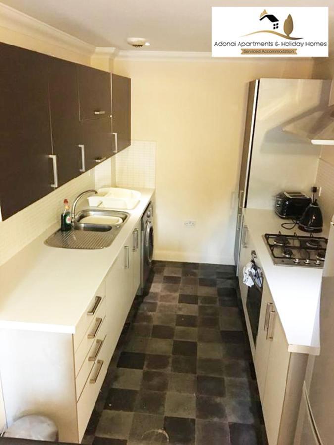 2 Bedroom Apartment At Dagenham , Adonai Serviced Accommodation, Free Wifi And Parking Ngoại thất bức ảnh